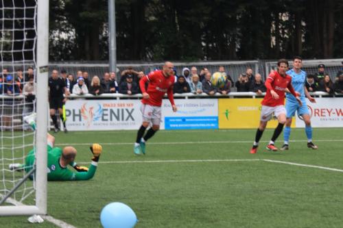 IMG 3251-Mitchell-Beeney-saves-from-Marcus-Wyllie