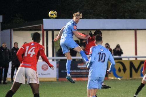 IMG 4833-James-Richmond-wins-a-header