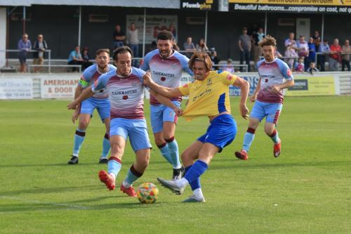 IMG 2081-Enfields-Sam-Youngs-shoots-despite-the-attentions-of-Lewis-Rolfe