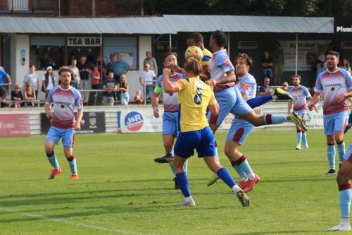 IMG 2137-Sam-Youngs-8-and-Kyle-Bailey-challenge-Lucas-Sinclair