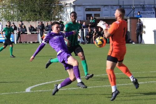 IMG 2418-Cray-Valleys-Sam-Freeman-saves-from-Marcus-Wyllie