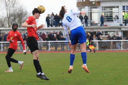 IMG 9610-Arthur-Penney-heads-clear-from-Sam-Youngs