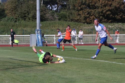 IMG 1064-A-right-wing-cross-from-Dylan-Adjei-Hersey-is-too-close-to-keeper-Ryan-Hall