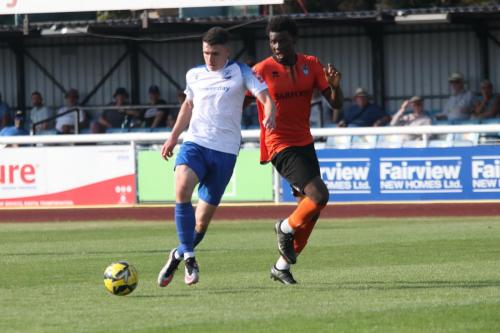 IMG 1150-Marcus-Wyllie-L-and-Tobi-Ogundega