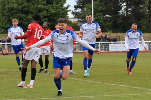 IMG 2378-Ollie-Knight-celebrates-the-opening-goal