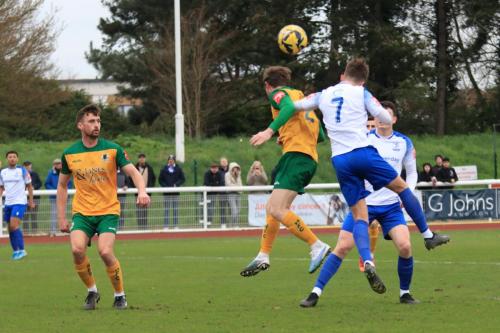 IMG 9993-Ollie-Knight-7-heads-over-the-bar-just-after-Horshams-goal