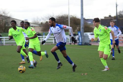 IMG 8907-Jonathan-Hippolyte-pursued-by-L-R-Ben-Frempah-Mathew-Achuba-and-Will-Seager