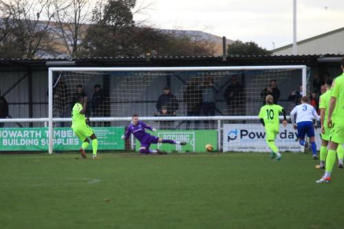 IMG 8915-Anointed-Chukwus-penalty-gives-Wingate-the-early-lead