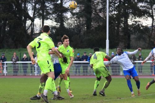 IMG 9198-Taylor-McKenzie-hidden-by-no-3-Billy-Cracknell-gets-a-header-on-target