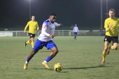 IMG 5136-Reece-Beckles-Richards-lines-up-a-shot