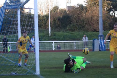 IMG 3731-Canveys-Sam-Jackson-saves-from-James-Richmond