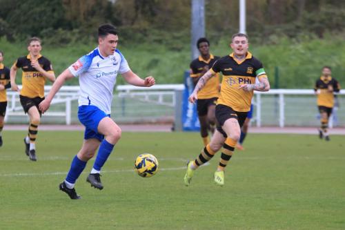 IMG 1148-Marcus-Wyllie-L-and-Taylor-Miles