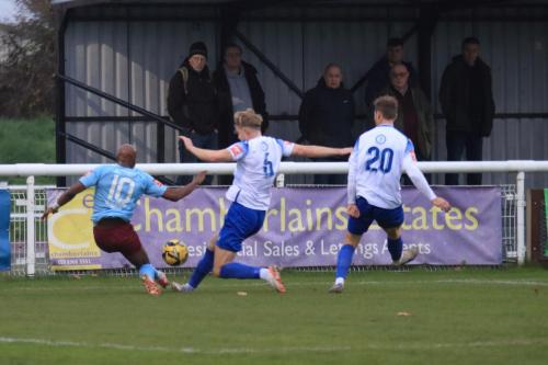 IMG 4094-James-Richmond-blocks-John-Ufuahs-cross