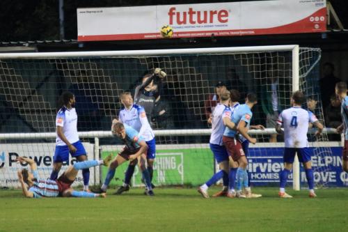 IMG 4214-Enfields-Rhys-Forster-punches-clear