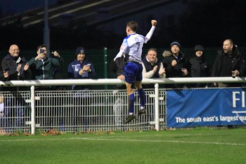IMG 4318-Ollie-Knight-celebrates-his-goal