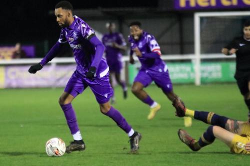 IMG 0299-Jonathan-Hippolyte-leaves-Sean-Williams-in-his-wake