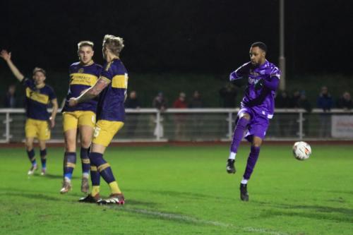 IMG 0310-Jonathan-Hippolyte-cant-reach-the-rebound-after-a-shot-cannons-off-the-crossbar