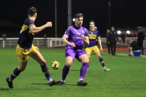 IMG 0334-Llantwits-Chris-Bell-clears-from-Bernie-Tanner