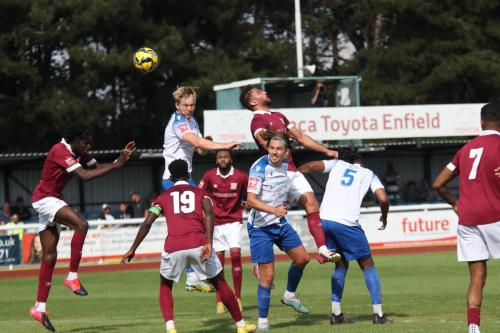 IMG 0597-Enfields-James-Richmond-heads-against-the-crossbar