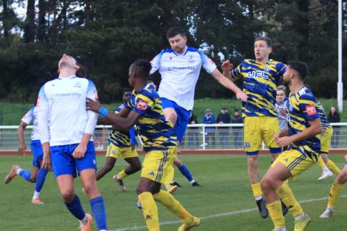 IMG 3179-Enfields-George-Sykes-challenges-at-a-corner