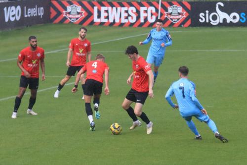IMG 2765-Lewes-Arthur-Penny-collects-the-ball-ahead-of-Ollie-Knight