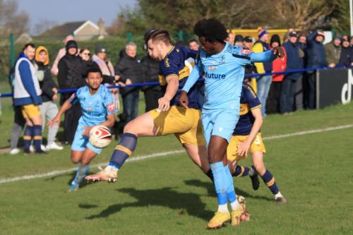 IMG 1598-Enfields-Herson-Alves-is-beaten-to-the-ball