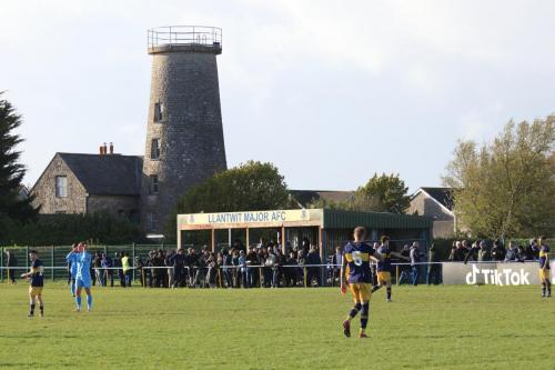 Llantwit Major 1 Enfield Town 1 (09.04.2024)