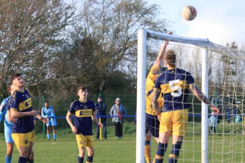 IMG 1851-Jack-Lansdown-tips-the-ball-over-the-bar