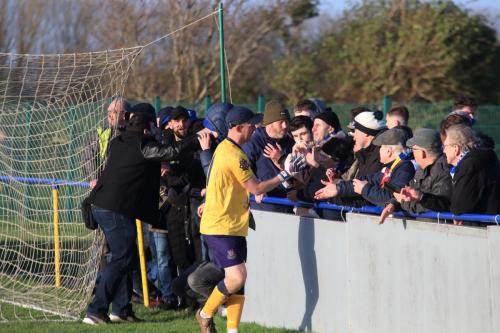 IMG 1876-Jack-Lansdown-congratulates-the-travelling-Enfield-support