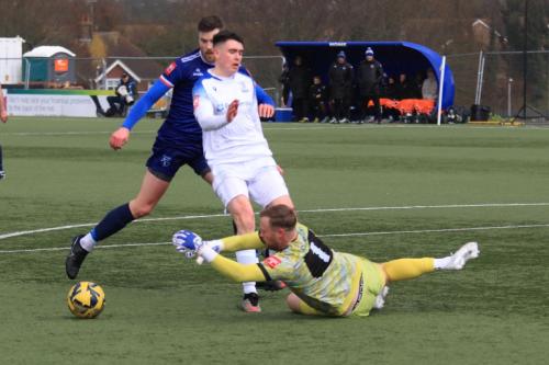 IMG 0617-Harry-Seaden-dives-at-the-feet-of-Marcus-Wyllie