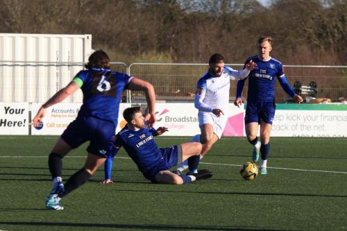 IMG 0753-Jake-Cass-leaves-Lewis-Knight-on-his-backside-before-shooting