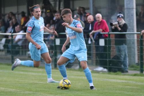 IMG 0202-Sam-Youngs-L-and-Ollie-Knight