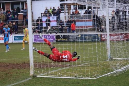 IMG 7487-Dillon-Addai-saves-from-Sam-Youngs