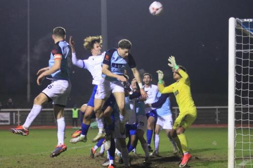 IMG 6845-Sam-Youngs-heads-over-the-bar