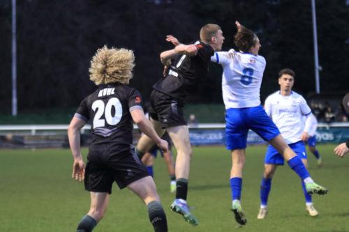 IMG 7038-Farnboroughs-Daniel-OConnor-challenges-Sam-Youngs