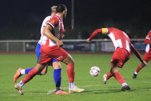 IMG 5898-Ryan-Scott-R-clears-from-Adam-Thompson