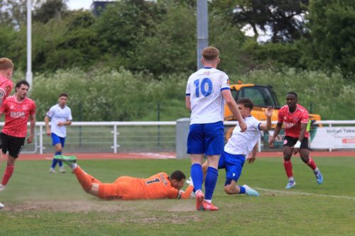 IMG 9631-Michael-Johnson-just-beats-Jack-Bates-to-the-rebound-after-his-initial-save