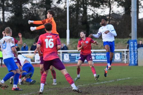 IMG 7937-Matthew-Rowley-punches-clear