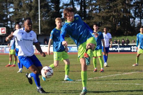 IMG 8629-Tyler-Harvey-clears-from-Xavier-Benjamin