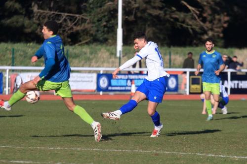 IMG 8652-Harry-Sidwell-scores-the-first-Enfield-goal
