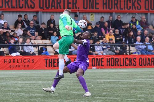 IMG 8983-Scott-Davies-heads-clear-from-Anointed-Chukwu