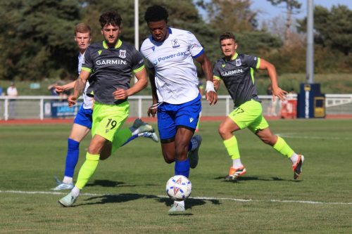 IMG 0836-Christie-Ward-L-challenges-Harry-Lodovica