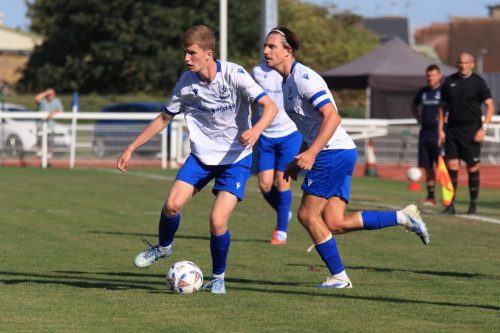 IMG 0925-Hayden-Bullas-L-and-Sam-Youngs