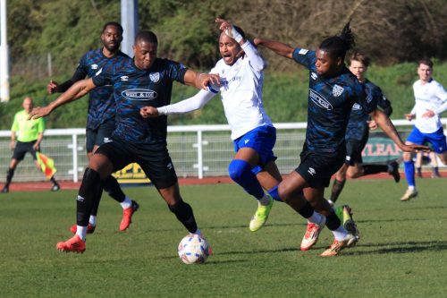 IMG 4516-Lamar-Reynolds-challenged-by-Paul-Kalambayi-L-and-Dermi-Lusala