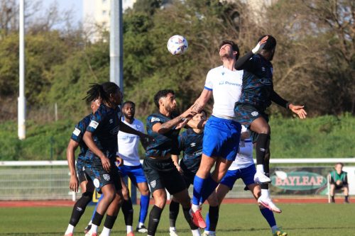 IMG 4579Henry-Hawkins-2nd-R-challenged-by-Nortei-Nortey