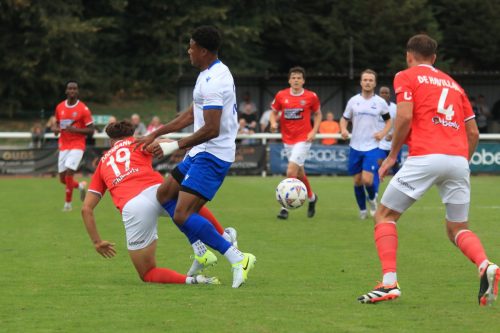 IMG 0336-Owen-Cochrane-tackles-Harry-Lodovica