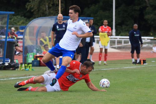 IMG 0344-Will-De-Havilland-tackles-Billy-Leonard