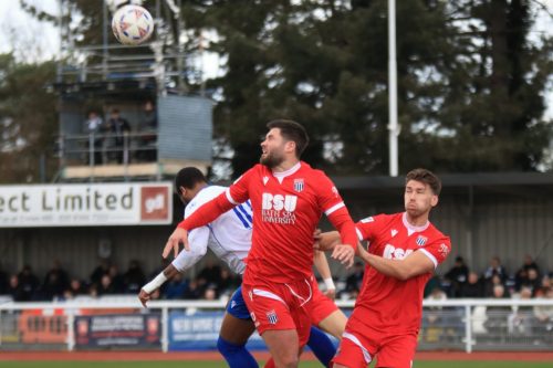 IMG 3978-Jack-Batten-centre-heads-clear-from-Lamar-Reynolds