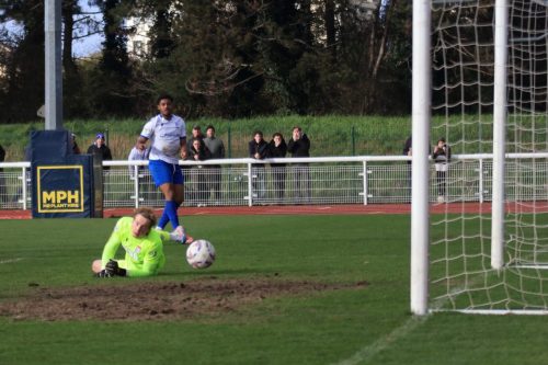 IMG 4033-Corie-Andrews-shot-rolls-just-wide