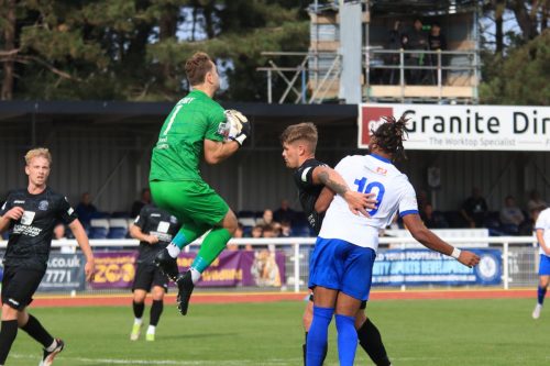 IMG 1541-Chippenhams-Will-Henry-collects-a-cross